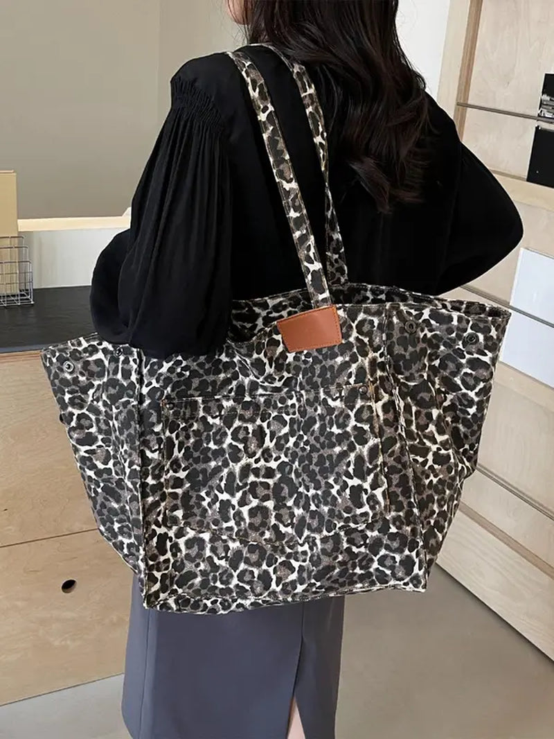 Summer 2024 Women'S Leopard Pattern Canvas Everyday Tote Bag, Summer Large Capacity Shoulder Bag for Daily, Casual Trendy Daily Designer Commuting Bag